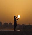 اضغط على الصورة لعرض أكبر.&nbsp;

الإسم:	holding-the-sun-illusion-01.jpg&nbsp;
مشاهدات:	114&nbsp;
الحجم:	12.3 كيلوبايت&nbsp;
الهوية:	10767012
