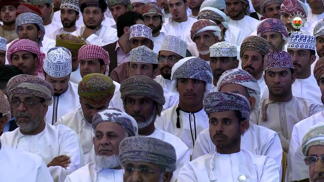 تسجيل كامل لحفل تخريج الدفعة الرابعة من طلبة الجامعة العربية المفتوحة  سلطنة عمان 2015م