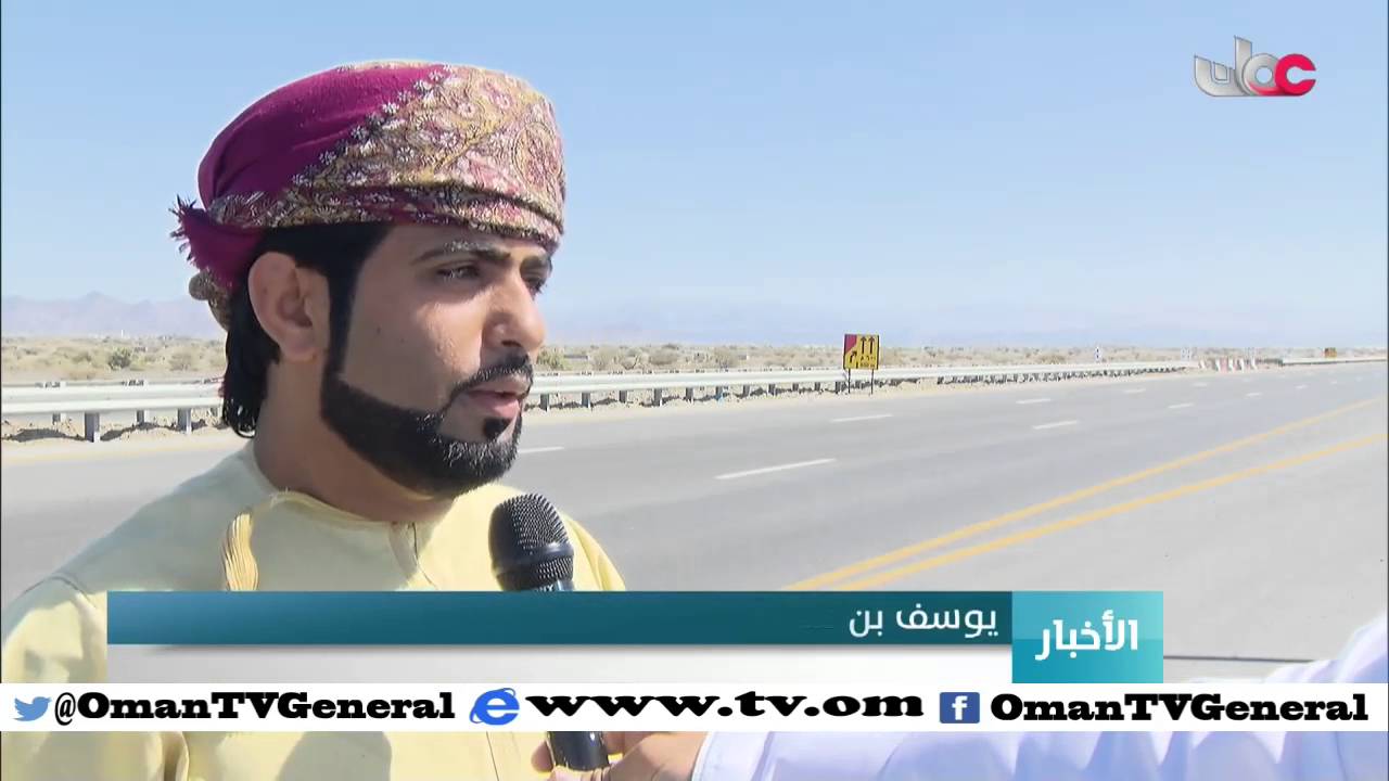 تواصل العمل في رصف وإنشاء طريق بدبد   صور في مرحلته الأولى