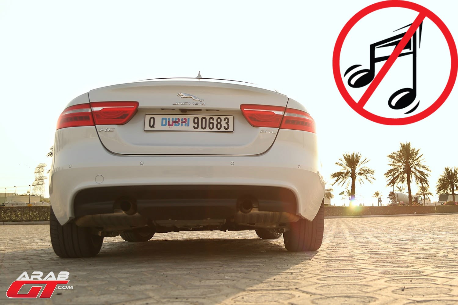 جاغوار XE 2016 (اسعار و مواصفات)