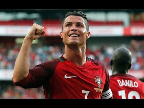 كريستيانو رونالدو يشتري سيارة  لكي يحتفل بفوزه في كاس أمم اوروبا