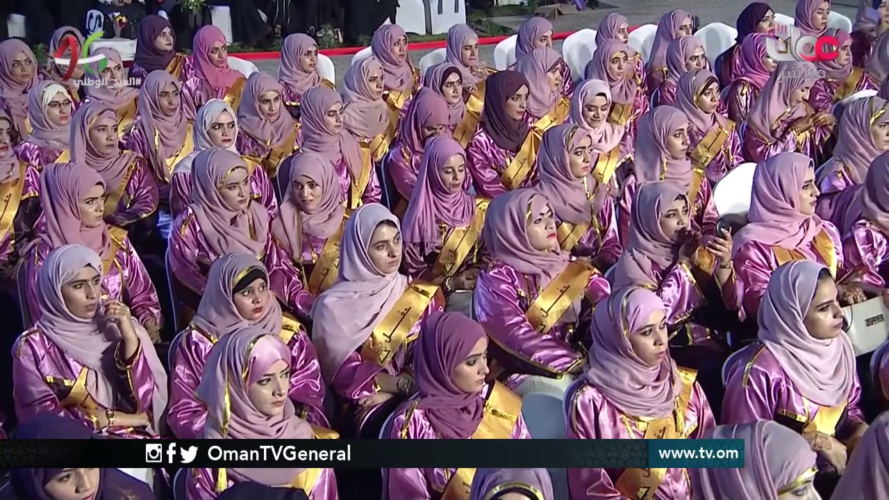 تسجيل لحفل تخريج دفعة جديدة من طلبة الكلية التقنية بشناص لعام 2016م