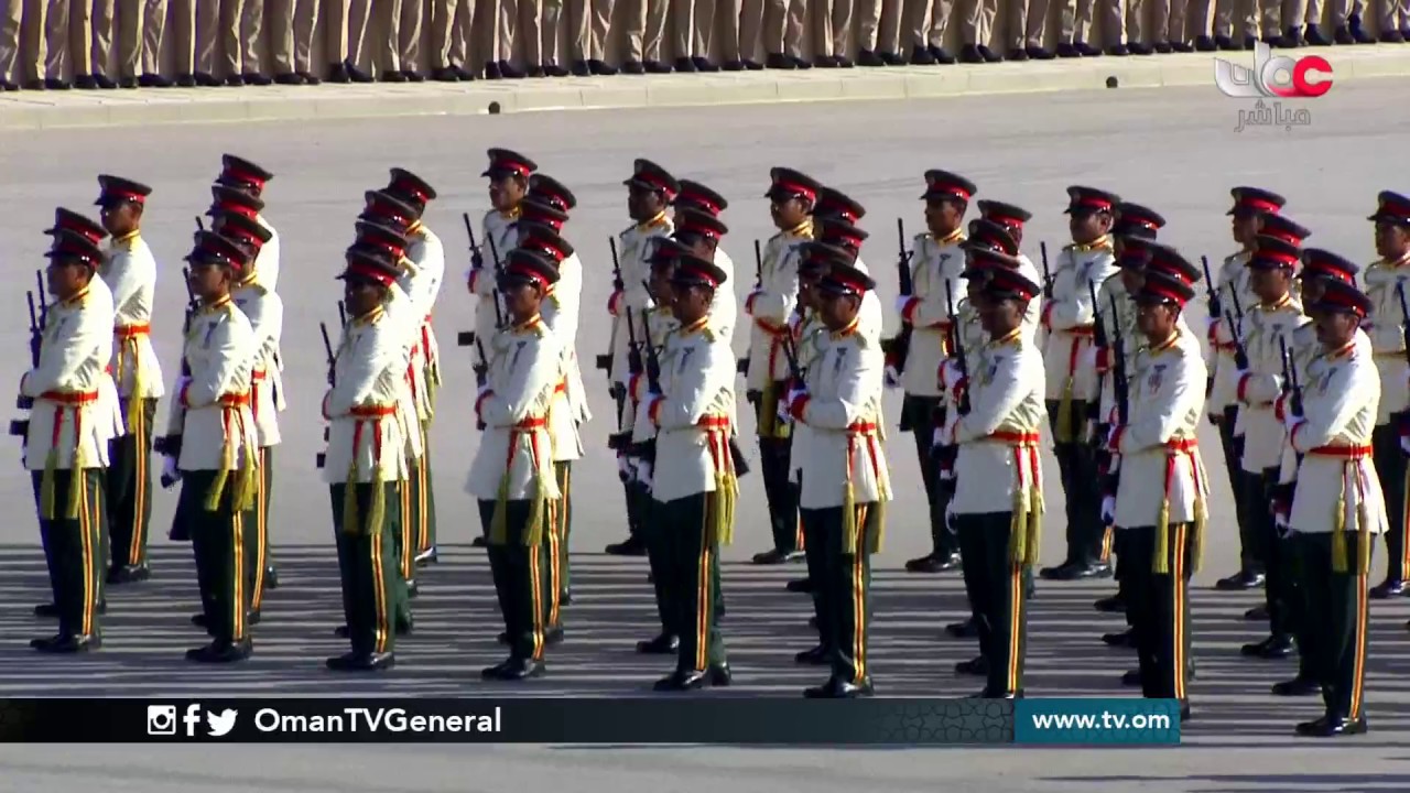 تسجيل كامل لحفل تخريج دورة جديدة من الضباط المرشحين من ميدان الاستعراض العسكري بمعسكر المرتفعة