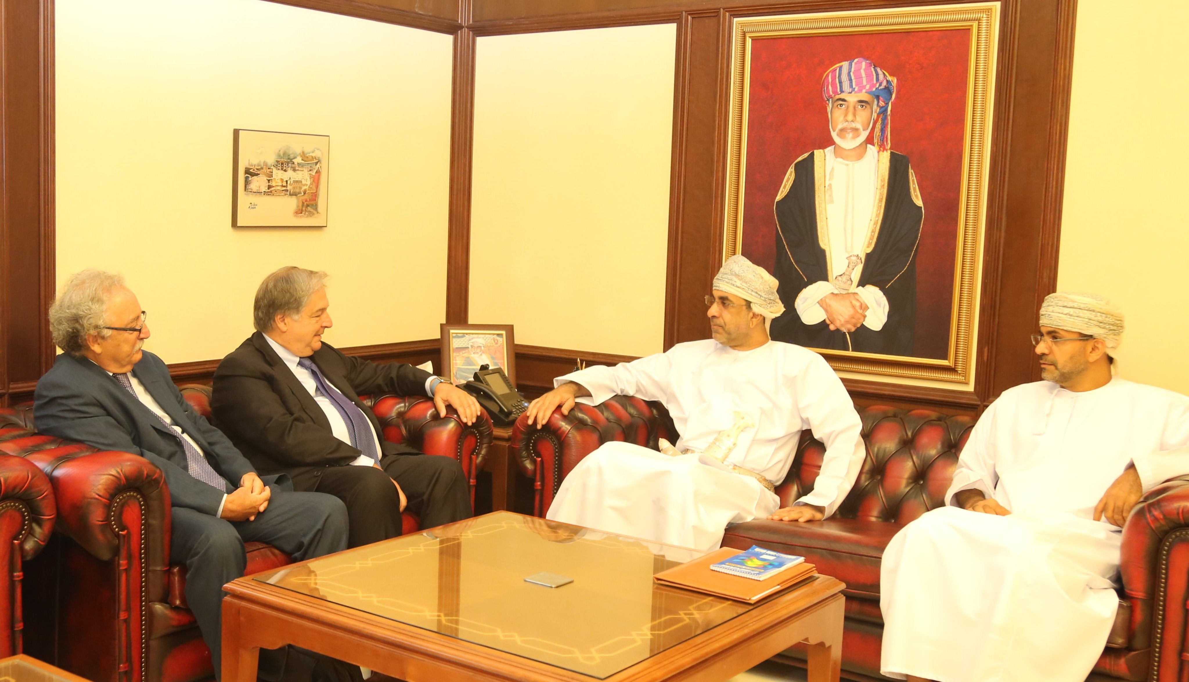 معالي الدكتور وزير الزراعة والثروة السمكية يستقبل رئيس الاتحاد الوطني لشركات الأسماك الإيطالية