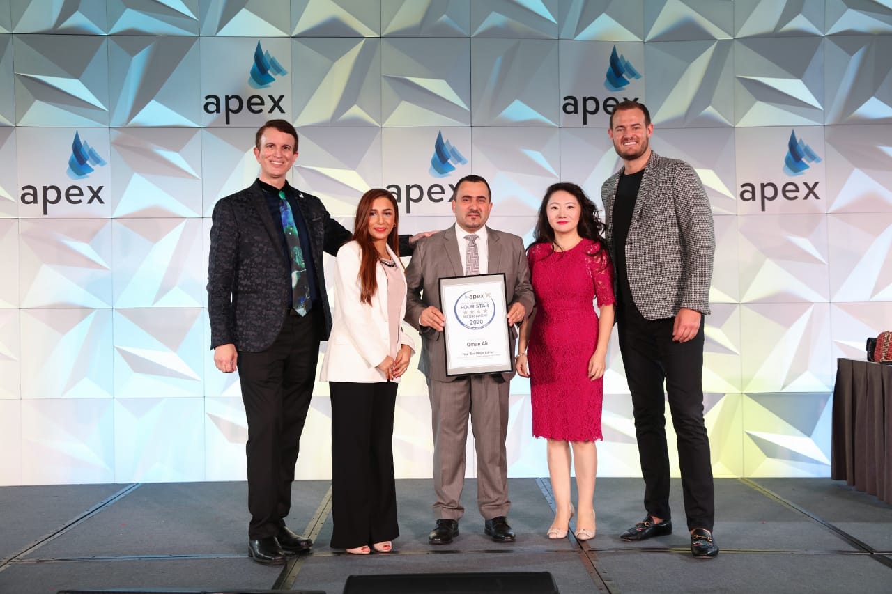 الطيران العماني يحصد جائزة التميز فئة الأربع نجوم ضمن جوائز اتحاد خبرات المسافرين العالمي والرابطة الدولية لخدمات الطيران