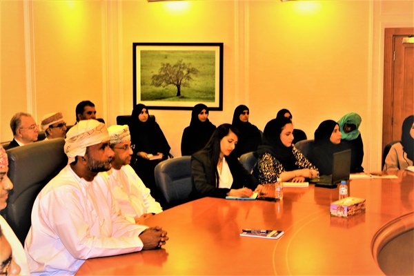 البيئة والشؤون المناخية تناقش مشروع إعداد السياسة البيئية الوطنية لقطاع الطاقة