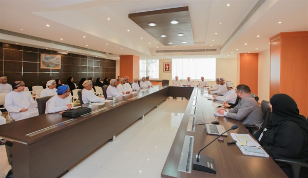 المركز الوطني للإحصاء والمعلومات يسلم بيانات وتطبيقات العنونة للبلديات