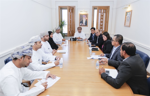 ثلاث اجتماعات للجنة الحوار مع سفارات الدول المرسلة بوزارة القوى العاملة