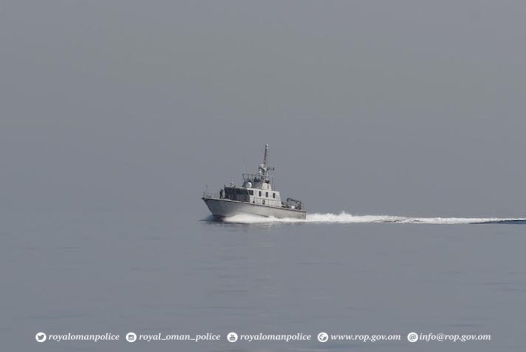 قيادة شرطة خفر السواحل تضبط قارب تهريب متسللين