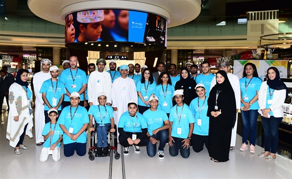 مطارات عمان تحتفل باليوم العالمي للطفل والذكرى السنوية الـ30 لاتفاقية حقوق الطفل