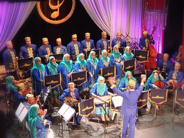 الفرقة السلطانية الأولى للموسيقى والفنون الشعبية تقدم عرضا موسيقيا بدار الأوبرا المصرية
