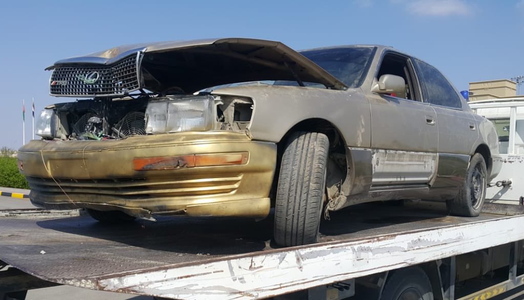 الشرطة تضبط شخصين بتهمة الإستعراض وسرقة أرقام من المركبات