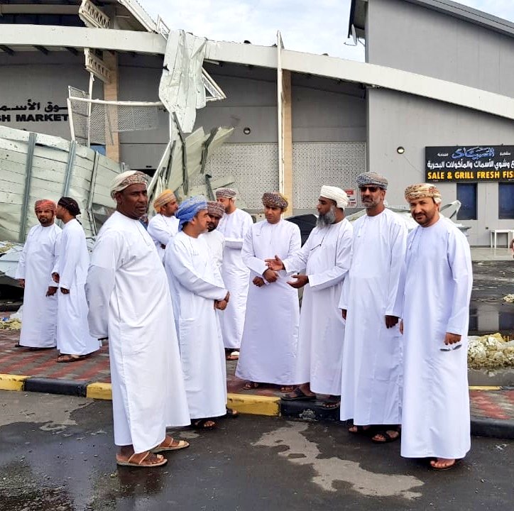 الزراعة والثروة السمكية تتابع ما تم تداوله حول سوق الأسماك بميناء الصيد البحري بولاية السويق