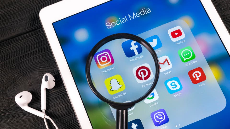 “سناب شات” تدقق في الإعلانات السياسية