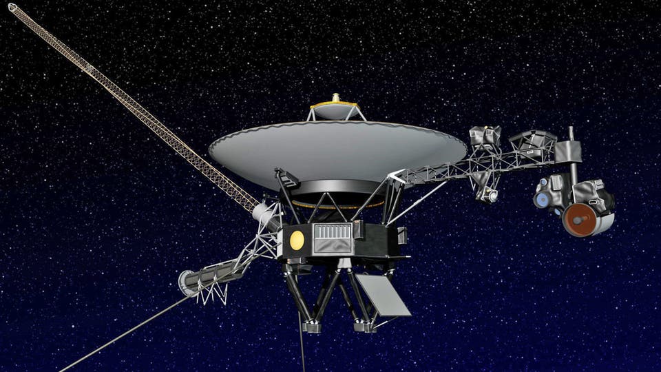 “فويجر 2” يواصل كشف الأسرار بعد 42 عاماً في الفضاء