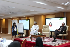 ندوة حول / أهداف التنمية المستدامة 2030 والعمل اللائق في سلطنة عمان – دور النقابات العمالية/