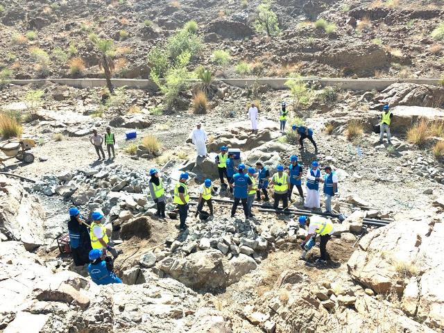 إصلاح وصيانة عددًا من الأفلاج بولايات محافظة شمال الباطنة