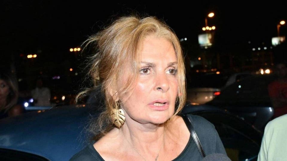 يسرا تكشف حقيقة إصابتها بسرطان الدم