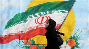 إيران تعلن وفاة أول شخصين جراء الإصابة  بفيروس كورونا