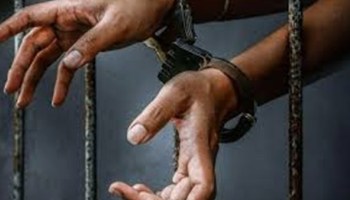 الشرطة تُلقي القبض على سبعة أشخاص بتهمة التخريب وسرقة