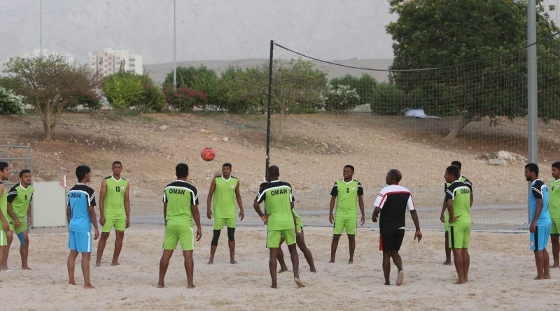 أحمر الشواطئ يستنجد ببرنامج “زوم الإلكتروني” تحضيرا لدورة الألعاب الآسيوية
