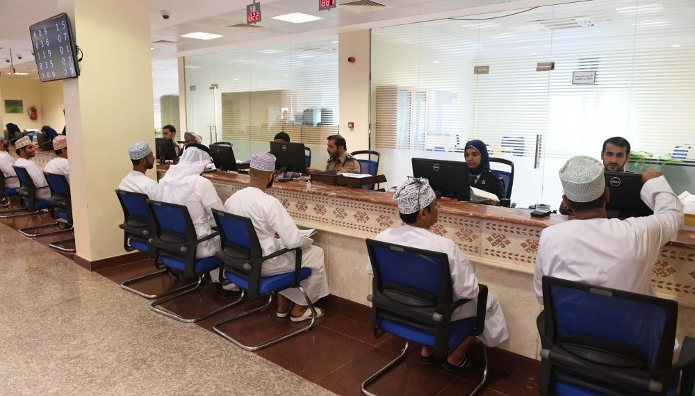 تعرف على اشتراطات السلامة الواجب اتباعها لمرتادي مراكز الخدمة