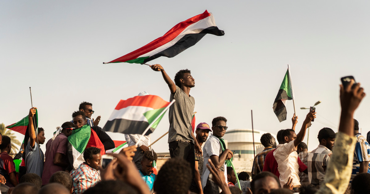 السودان.. تجمع المهنيين والحركة الشعبية-شمال يوقعان اتفاقا سياسيا