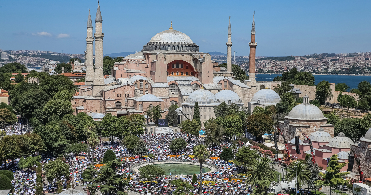 لوفيغارو: نهاية أتاتورك