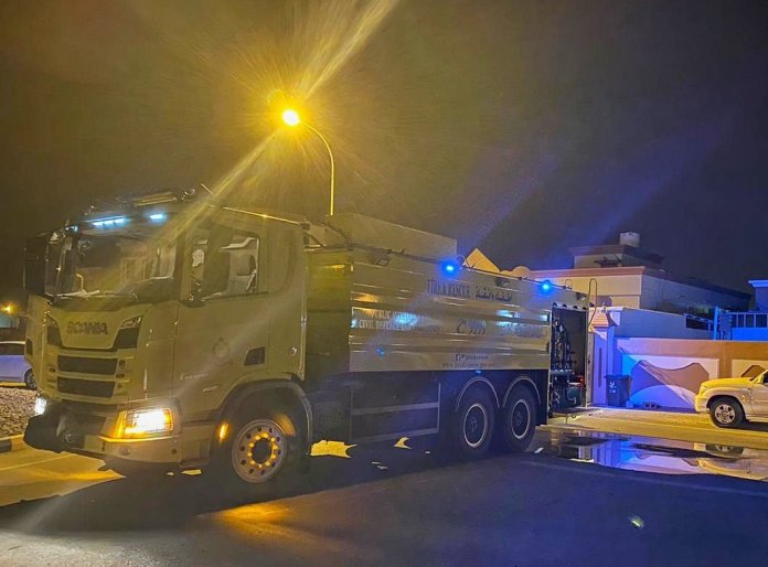 الدفاع المدني تتمكن من السيطرة على حريق شب في منزل بخصب