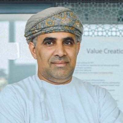 الشعيلي يوجه بإنجاز معاملات المواطنين في الوقت المحدد