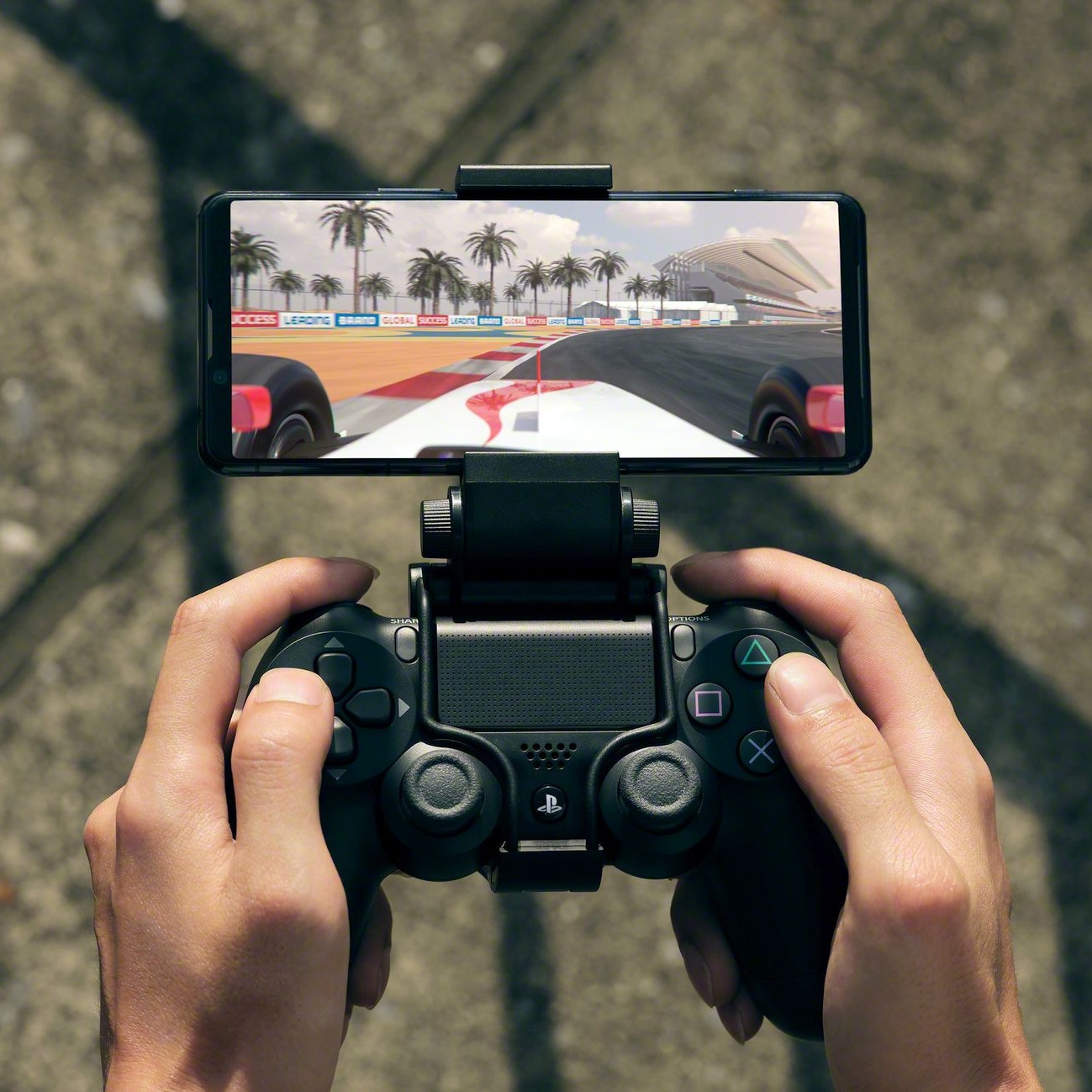 الهاتف Xperia 5 II يبزغ في تسريب ضخم، ويستعرض عضلاته في إختبارات الأداء