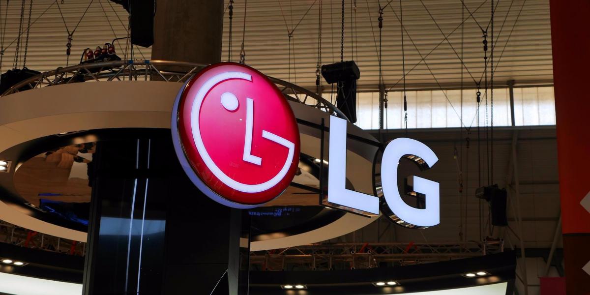 الهاتف LG Wing الفريد من نوعه سيُكلف 1000$، وإليكم فيديو جديد للجهاز