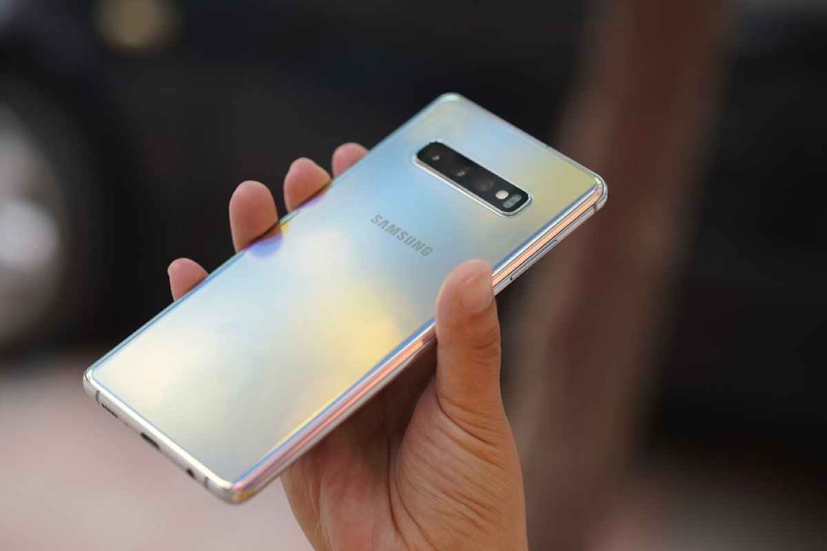 تشكيلة Galaxy S10 Series تبدأ بدورها الآن بتلقي تحديث Samsung One UI 2.5