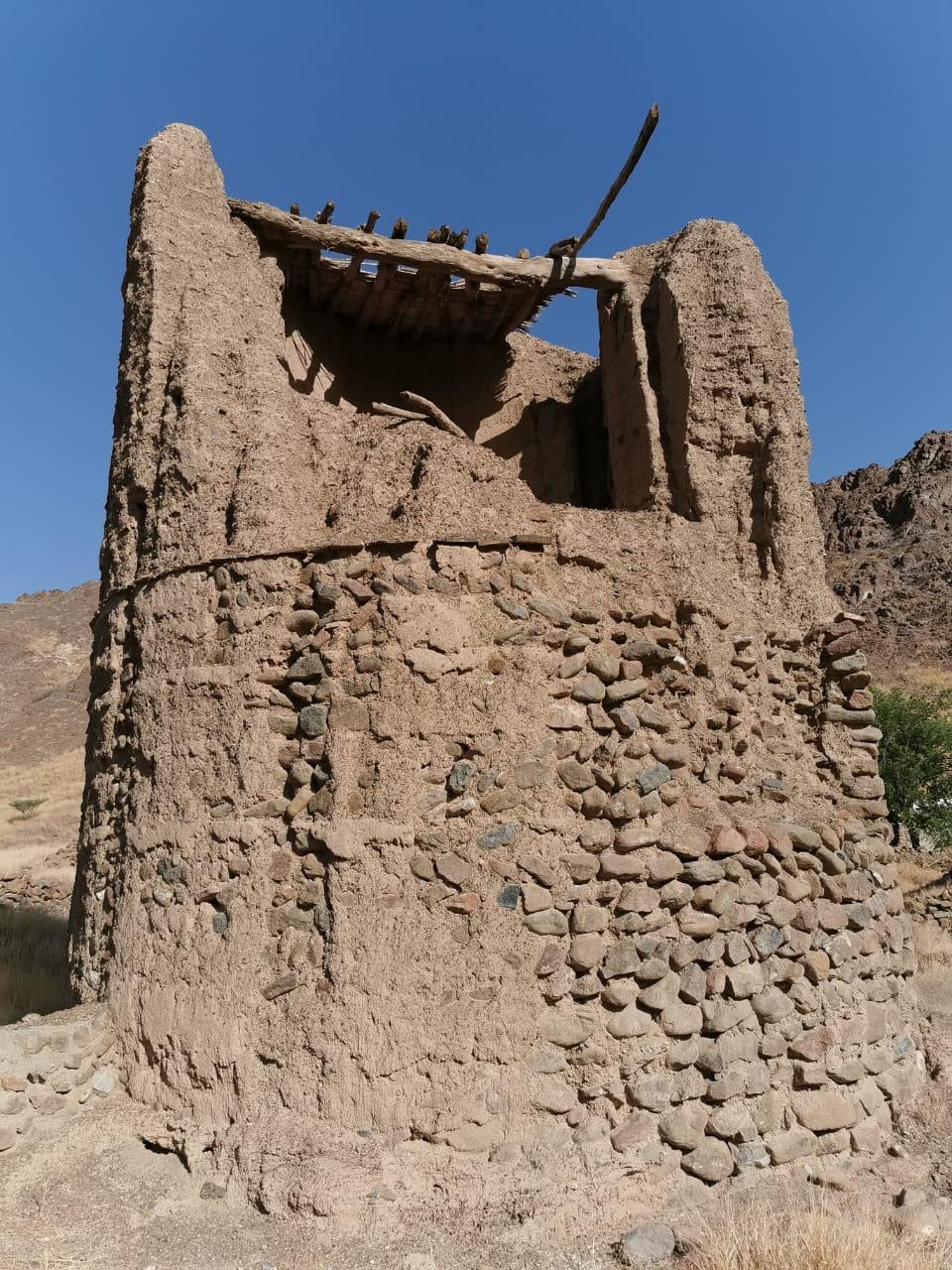 قرية ” الخريص ” قرية جميلة تحتاج لبعض اللمسات