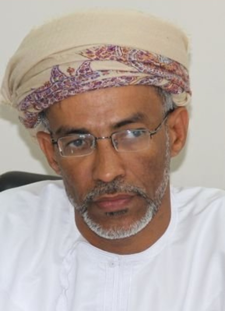 حوار هادئ بعيد عن الطيش حمد بن صالح العلوي ﻿