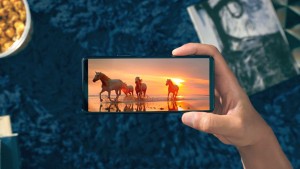 Sony تُعلن رسميًا عن الهاتف Xperia 5 II، ويضم المعالج SD865، وثلاث كاميرات في الخلف