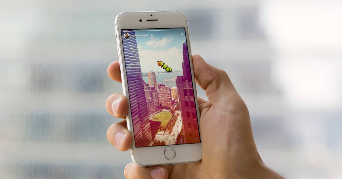 الفيسبوك تختبر رؤية قصص إنستاجرام مباشرة على شبكتها الإجتماعية