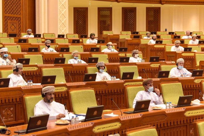 ‏في جلسة غير علنية.. مجلس الشورى يناقش وزيري المالية والاقتصاد في مشروع الميزانية العامة2021م، ومشروع الخطة الخمسية العاشرة