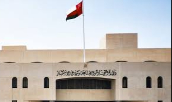 مستهلكون يشيدون بتطبيق الرمز الخليجي لتتبع المطابقة على الأجهزة الكهربائية منخفضة الجهد 1 مستهلكون يشيدون بتطبيق الرمز الخليجي لتتبع المطابقة على الأجهزة الكهربائية منخفضة الجهد
