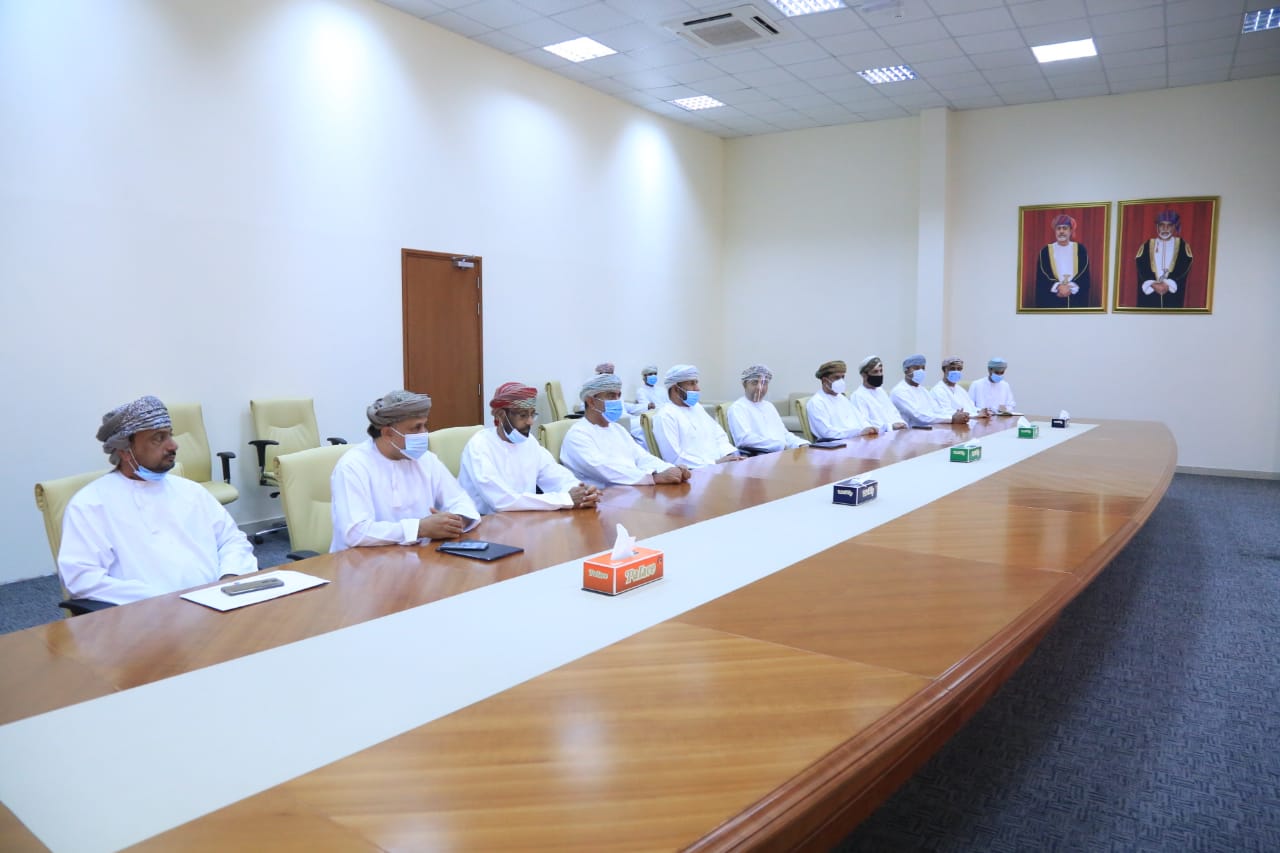 الثقافة والرياضة تناقش الاتحادات والاندية في اوجه تعديل الانظمة والتشريعات