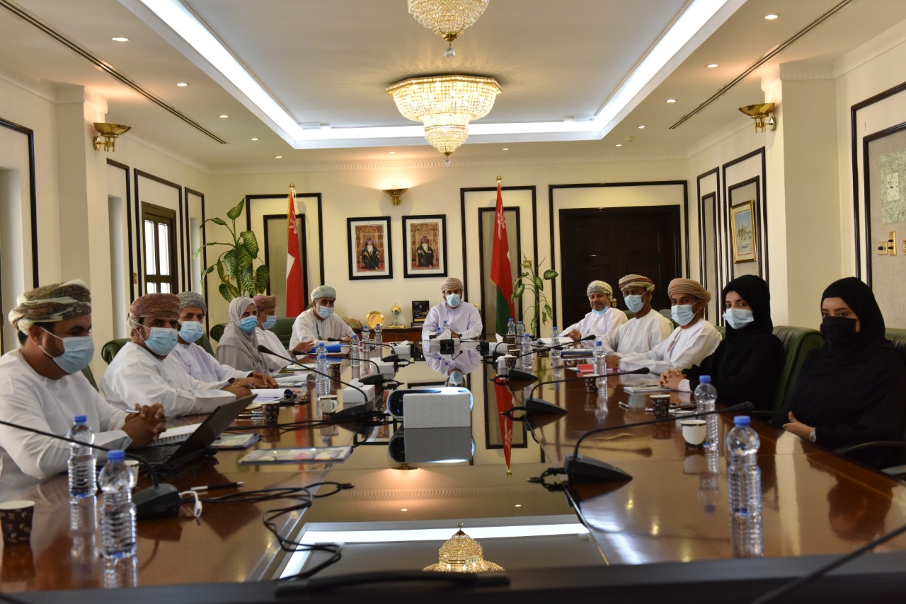 فريق عمل إدارة مشروع نظام التأمين الصحي "ضماني" يستعرض مستجدات المشروع ويناقش استعداده لتطبيق المرحلة الأولى 14 فريق عمل إدارة مشروع نظام التأمين الصحي “ضماني” يستعرض مستجدات المشروع ويناقش استعداده لتطبيق المرحلة الأولى