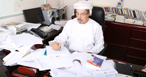 “الفيصل” السعودية تحتفي بالشاعر سيف الرحبي