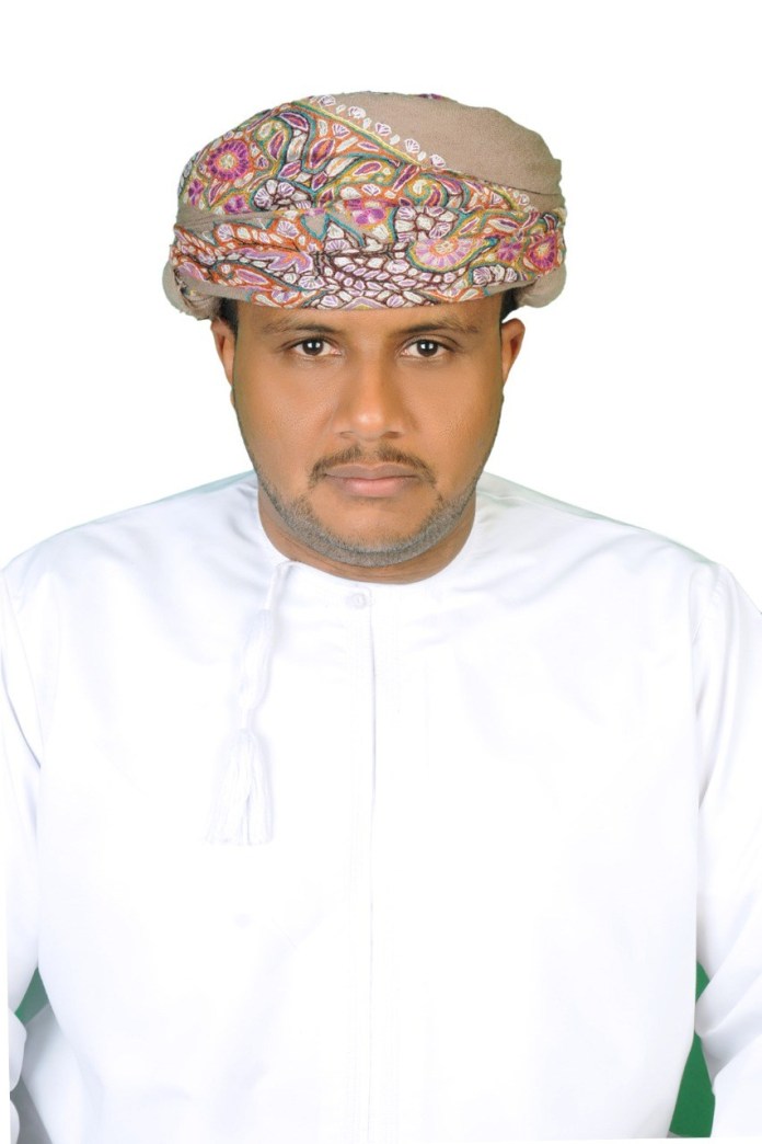 عُماني يسجل براءة إختراع وملكية فكرية عن مستحضر دوائي