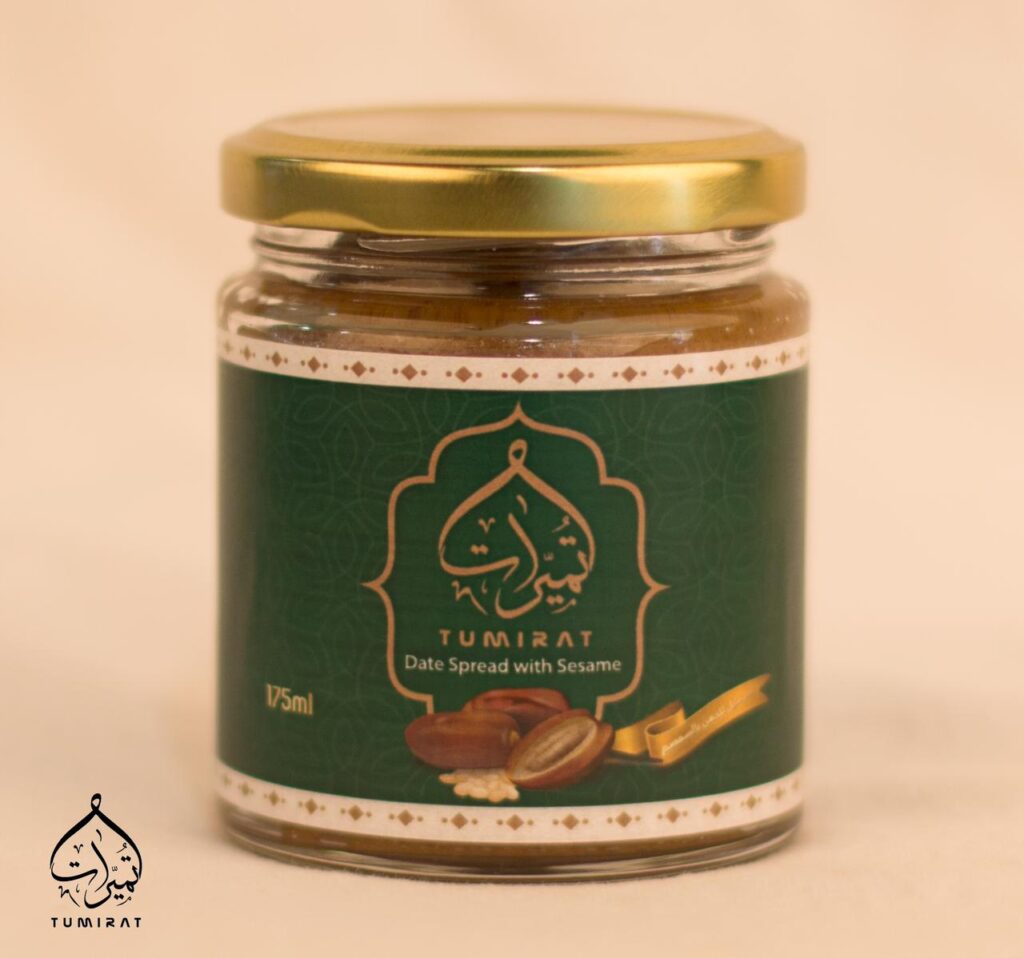 علي السليمي يبتكر منتجات فريدة من التمور 5 IMG 20210427 WA0006