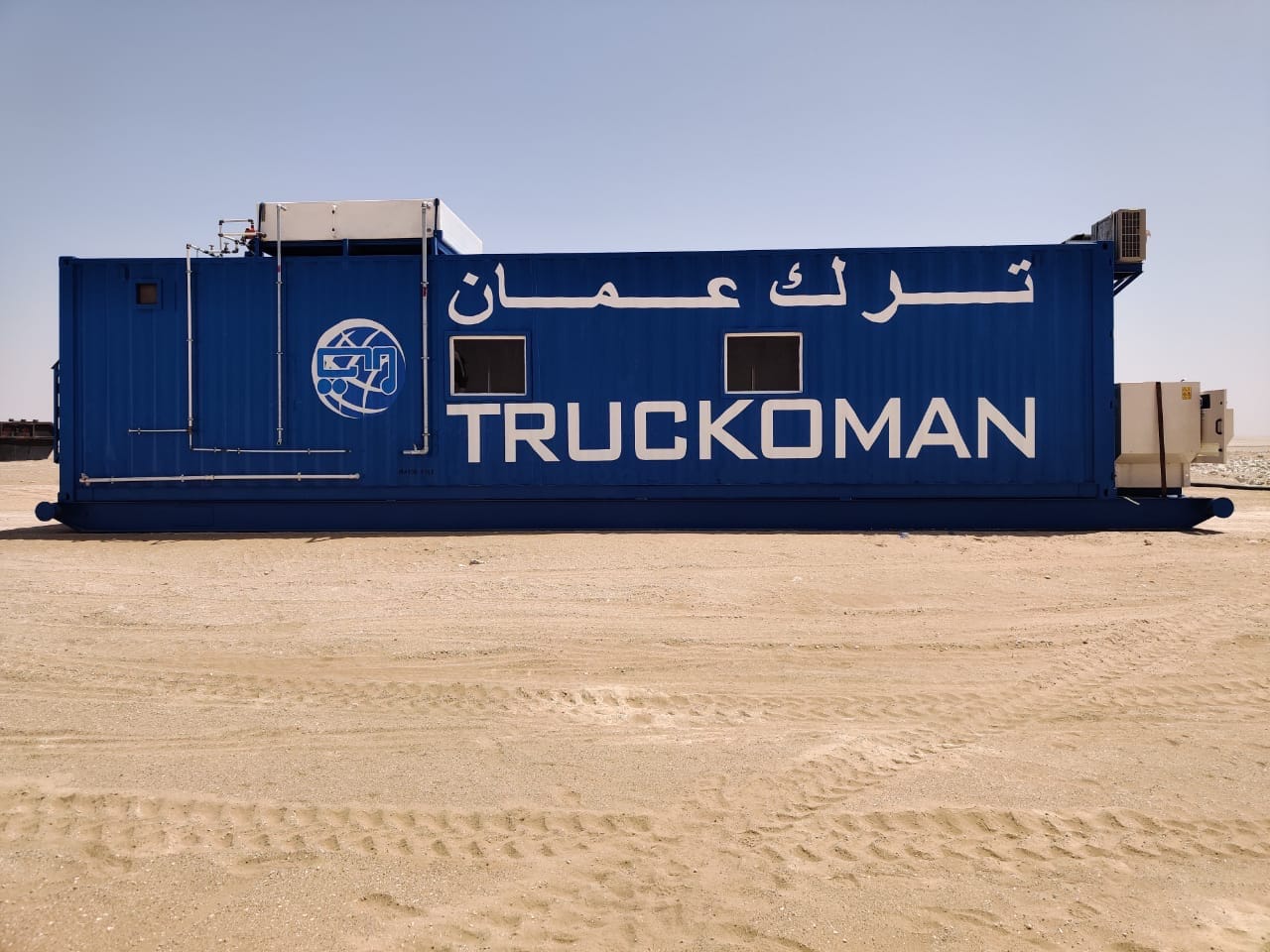 ترك عمان توفر عدة استراحات مكيفة ومزودة بالخدمات بطول 40 قدمًا