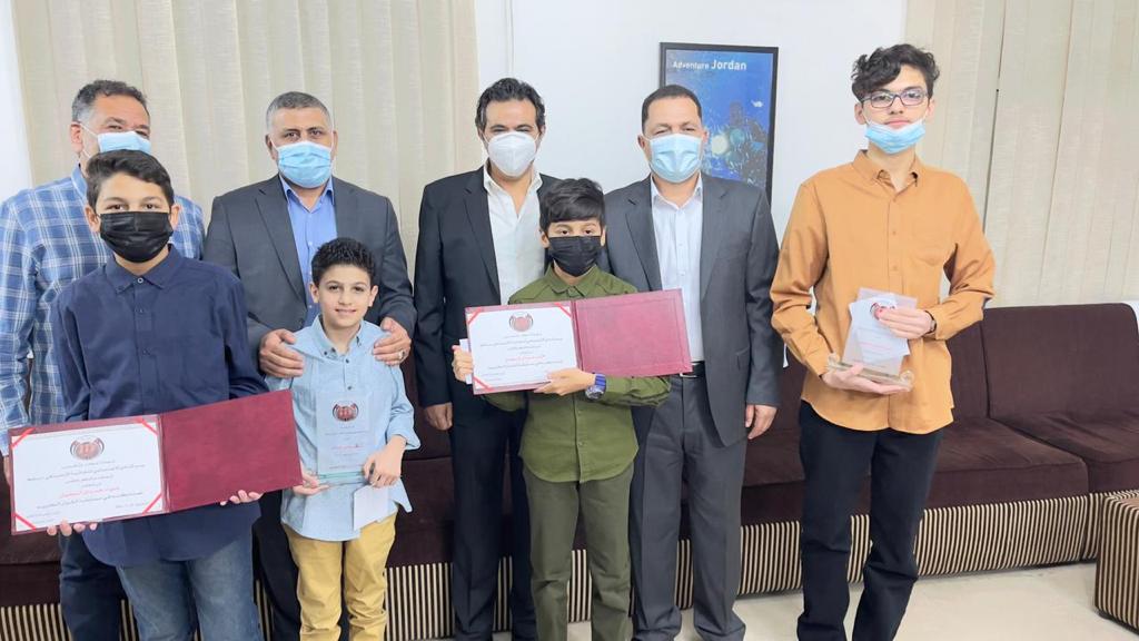 السفير القهيوي يرعى حفل تكريم الفائزين في المسابقة القرآنية 1 السفير القهيوي يرعى حفل تكريم الفائزين في المسابقة القرآنية