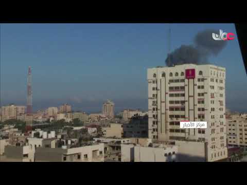 قوات الاحتلال تواصل قصف مواقع عدة في #غزة وارتفاع عدد الشهداء إلى 139 #مركز_الأخبار