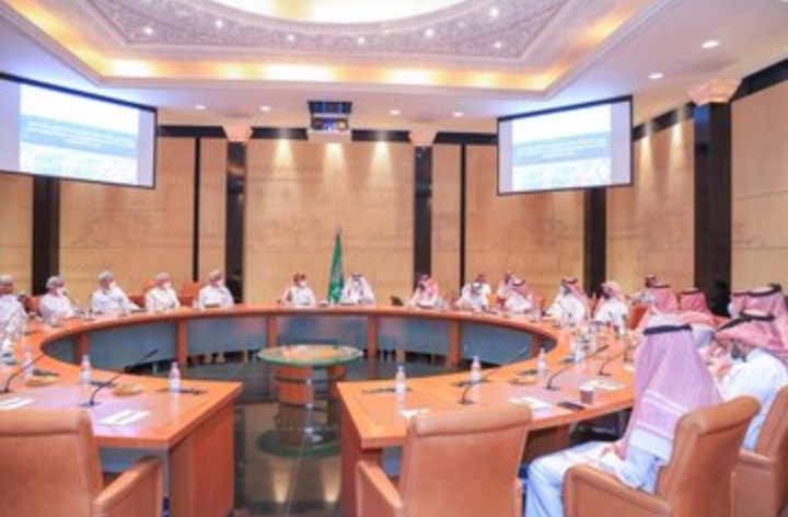 وزير الاسكان والتخطيط العمراني يطّلع على تجربة الهيئة العامة للعقارات بالرياض 3 IMG ٢٠٢١٠٦٢١ ٢٢٣٦٢٣