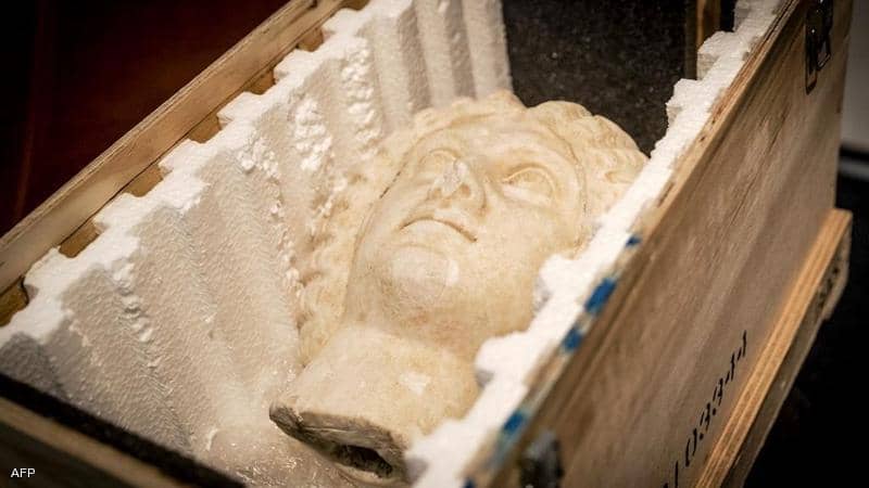 إيطاليا تستعيد نحو 800 قطعة أثرية