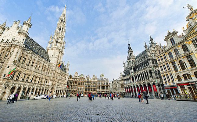 بروكسل تغوص في تاريخها من خلال مهرجان النهضة